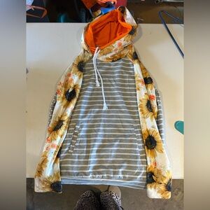 Floral and Striped Women’s Swearshirt